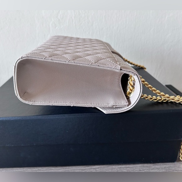 🔥YSL ENVELOPE MEDIUM IN QUILTED GRAIN DE POUDRE EMBOSSED LEATHER - Picture 13 of 16